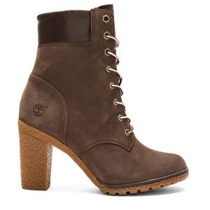 Timberland brown glancy booties